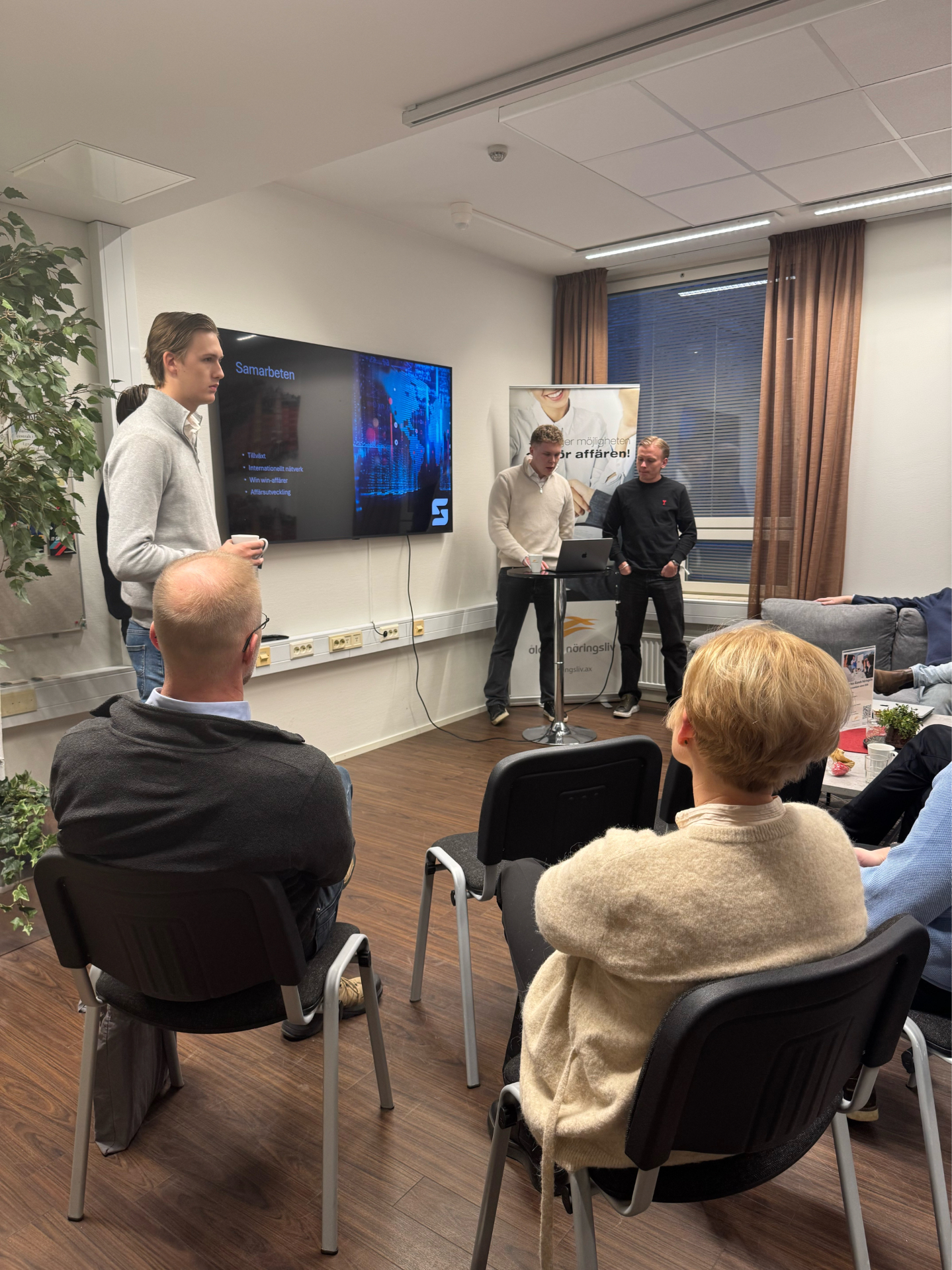Synic Group under en företagspresentation