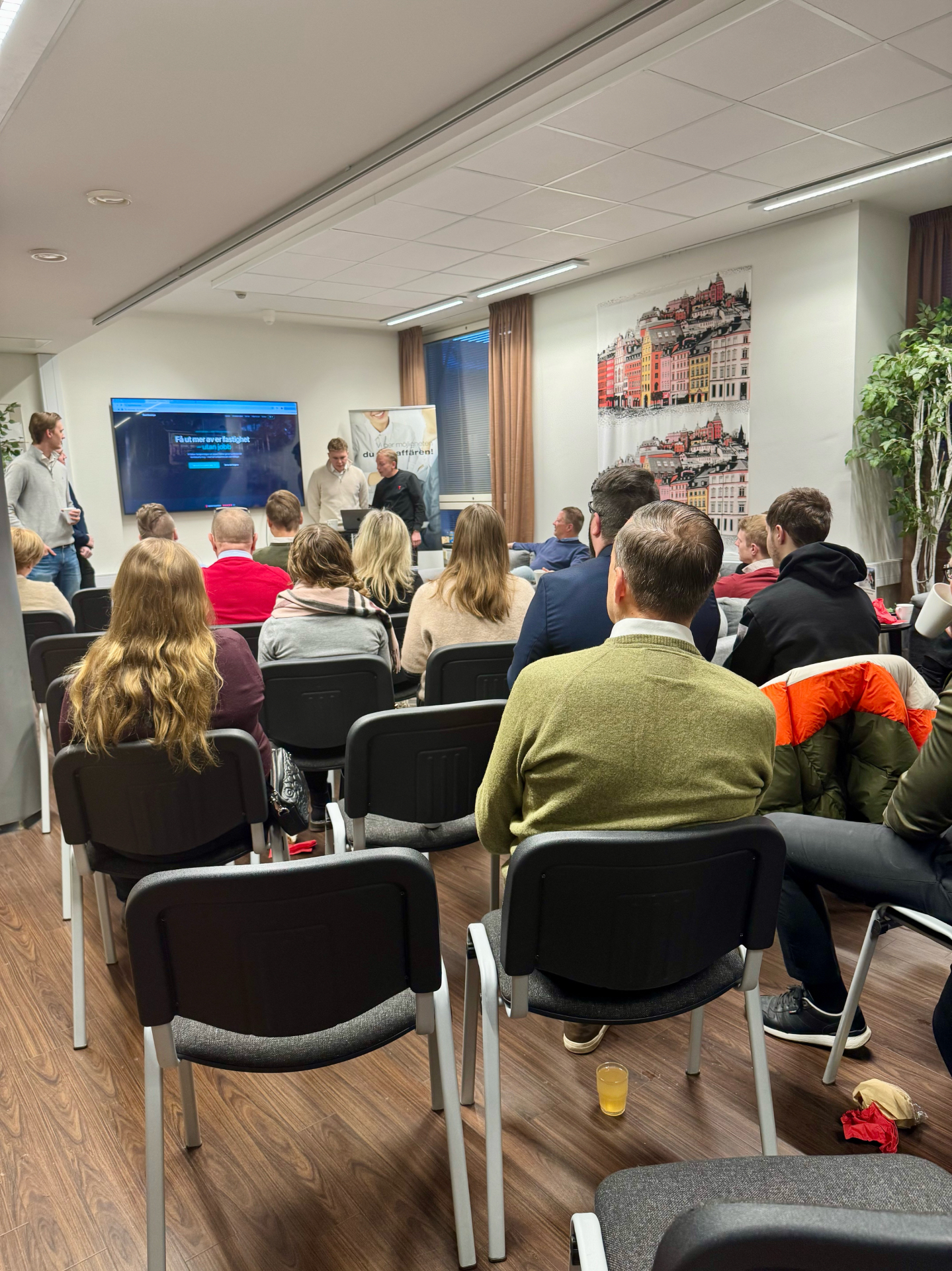 Presentation av Synic Group inför publik